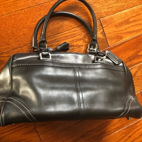 Coach leather handbag - Picture 2 of 9